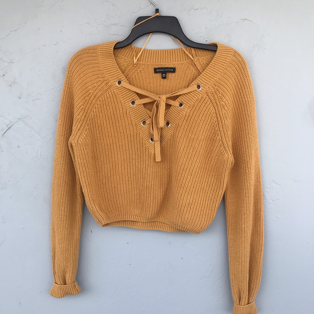 Kendall & kylie sweater size XS